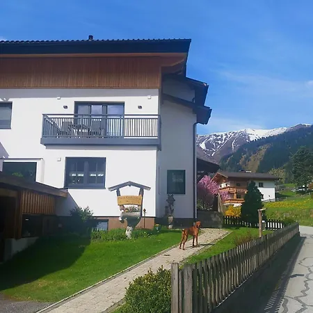 アパート Haus Gipfelblick ラウリス